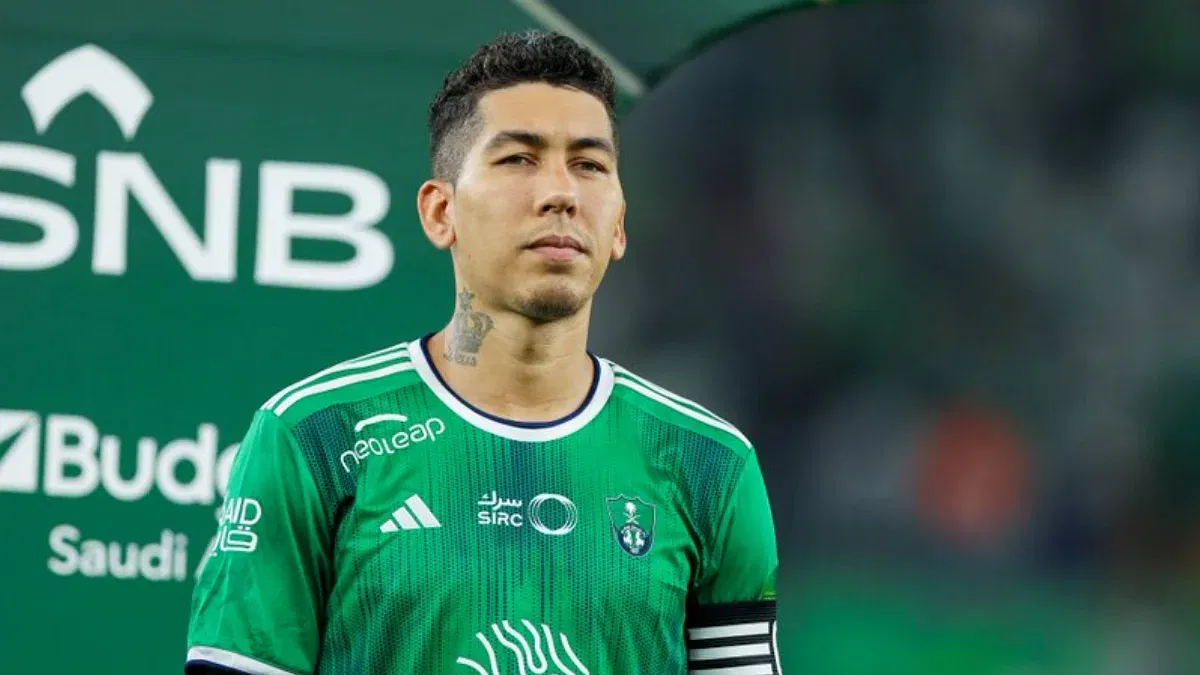 Roberto Firmino Contemplates Departure from Al Ahli Amidst Transfer Speculations