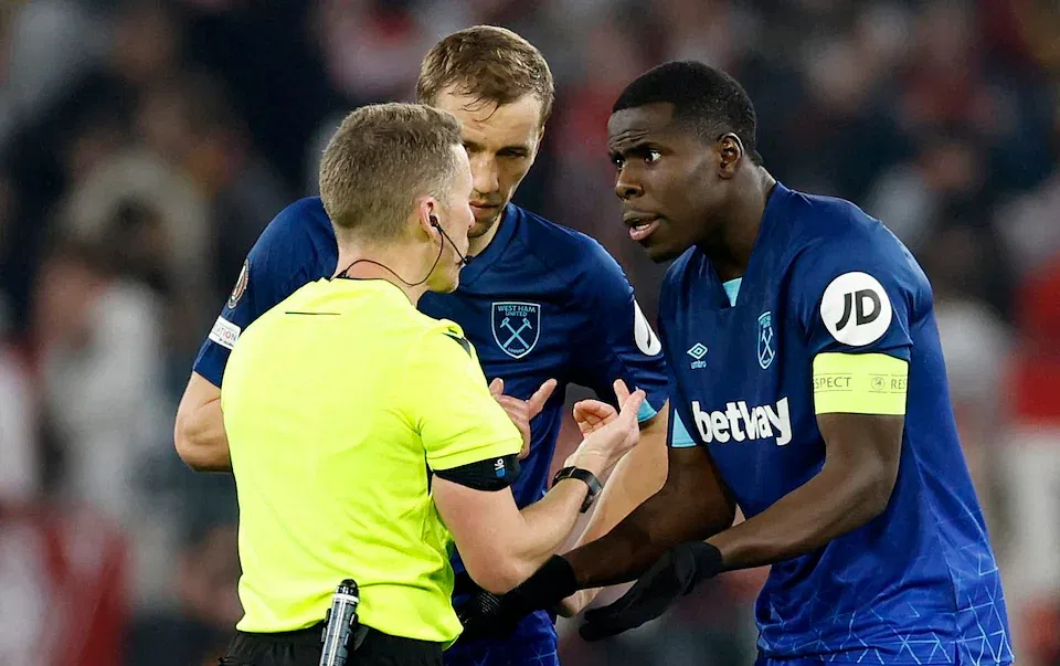 West Ham were wrongly denied a late penalty against Freiburg