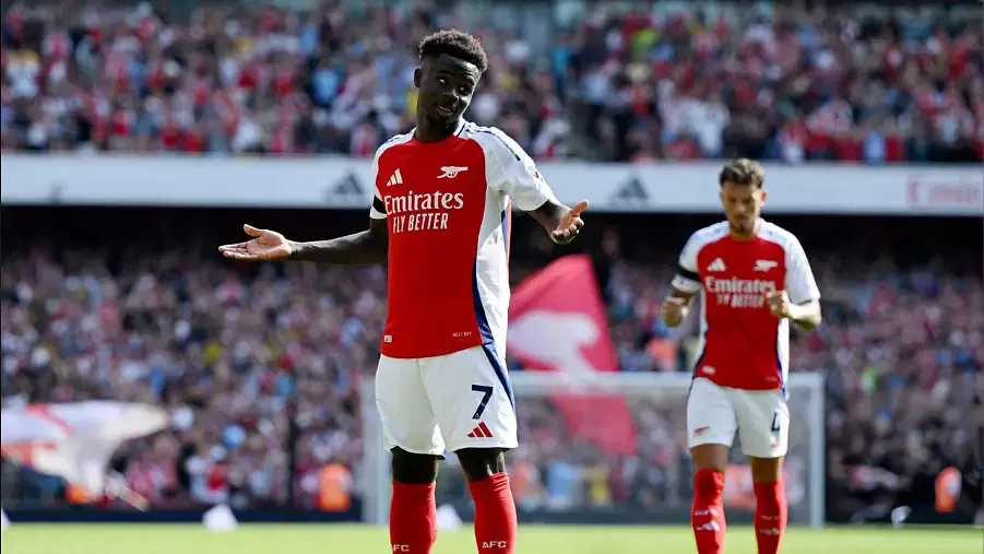 Arsenal's Bukayo Saka draws comparisons to football legends