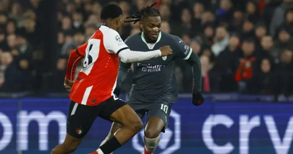 Milan's Rafael Leao attempting to dribble past an opponent