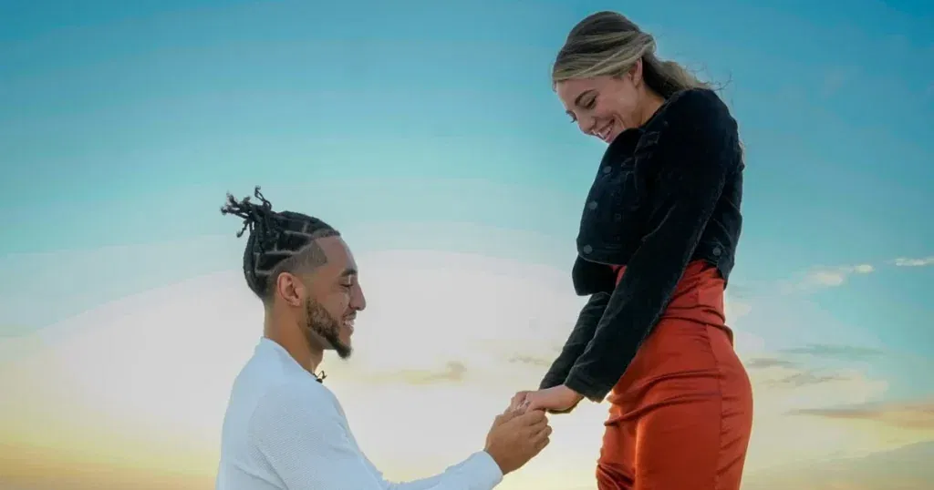 Katie Lou Samuelson with Devin Cannady