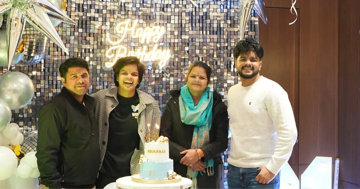 Shafali Verma with her Parents