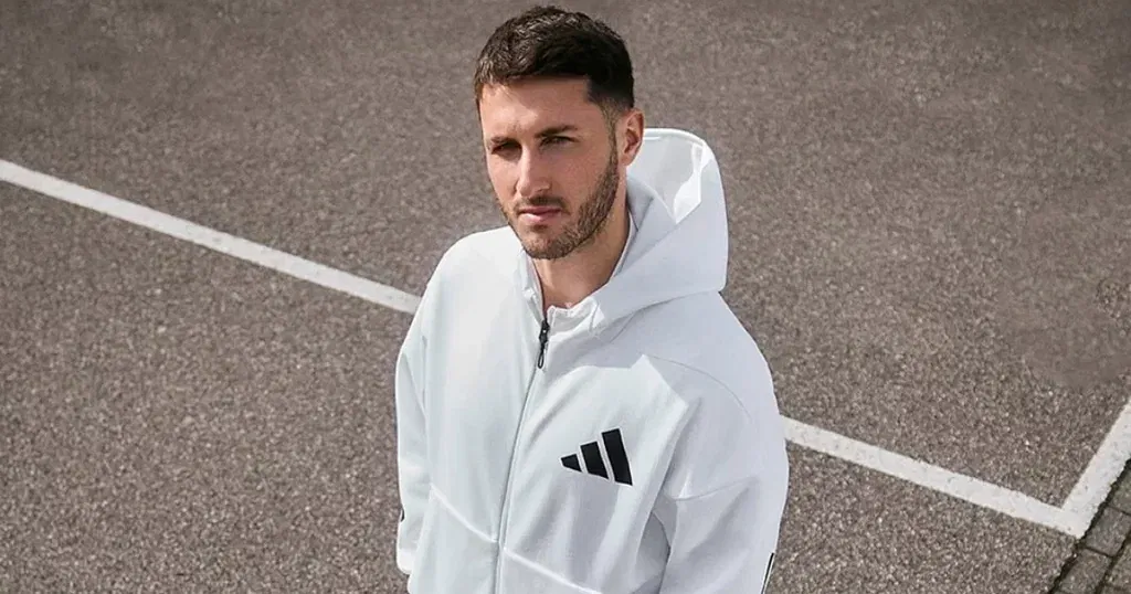 Santiago Gimenez in an advert for Adidas